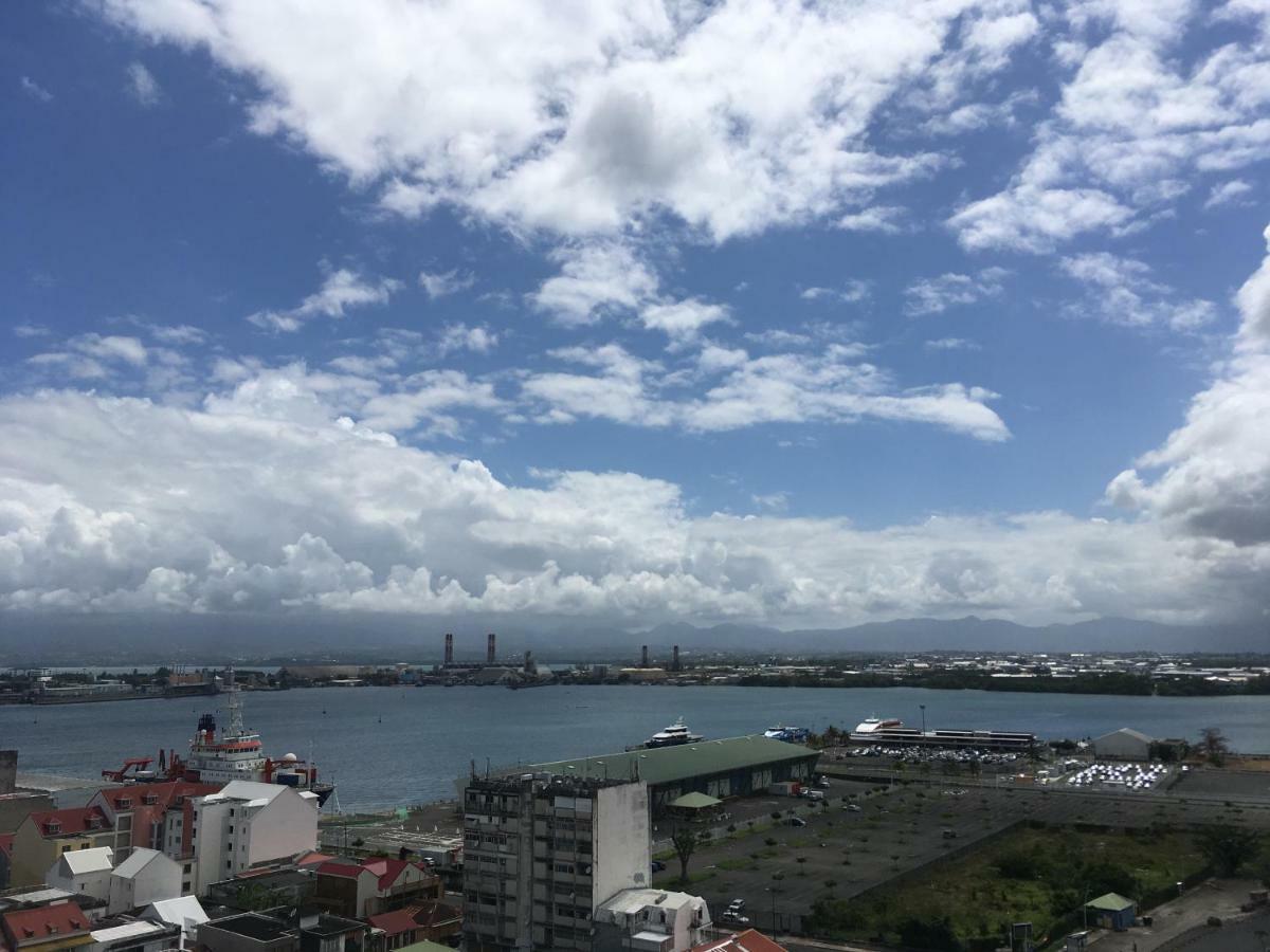 Tour Faidherbe 4 Résidence des îles Pointe-à-Pitre Esterno foto